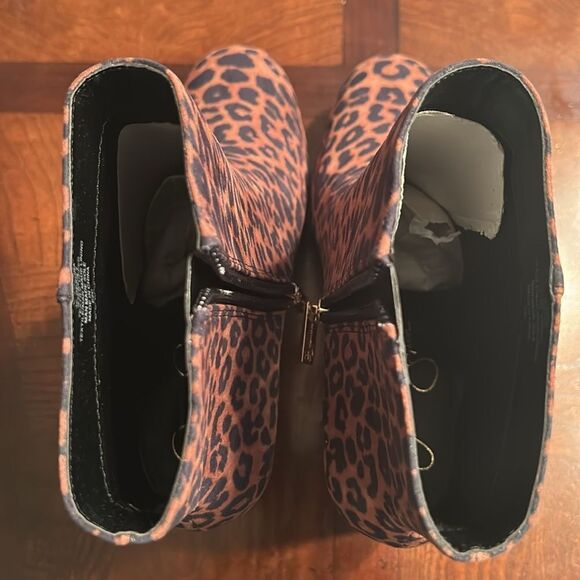 Jessica Simpson Cheetah Print Platform Ankle Boots(Size 9.5M) - Picture 8 of 10
